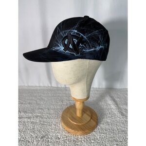 North Carolina Tar Heels‎ Hat NCAA Top of the World One Fit M/L Black